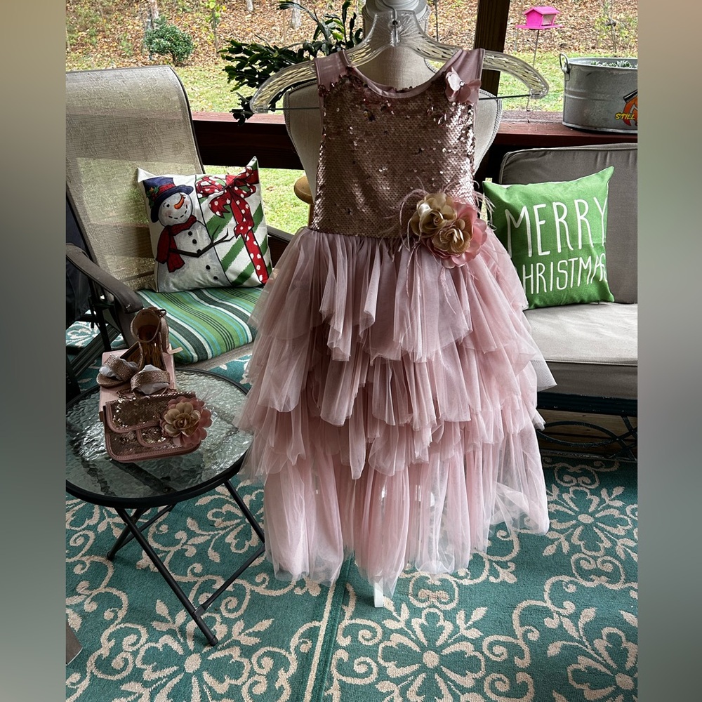 Hi-Low Dress. Size 8, 13.5” under arm across front. 24” front  hem 38” back hem